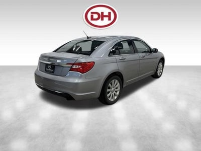 2013 Chrysler 200 Touring