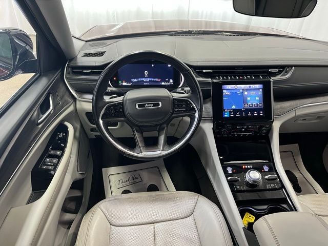 2022 Jeep Grand Cherokee Overland