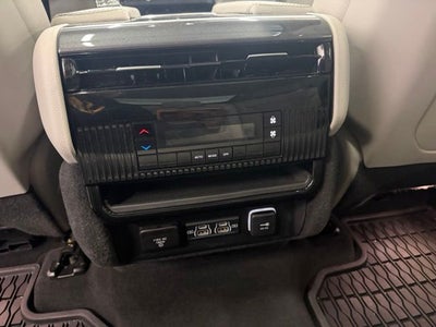 2024 Jeep Wagoneer L Base