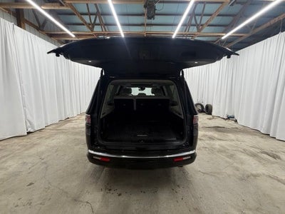 2024 Jeep Wagoneer L Base