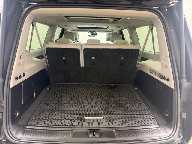 2024 Jeep Wagoneer L Base