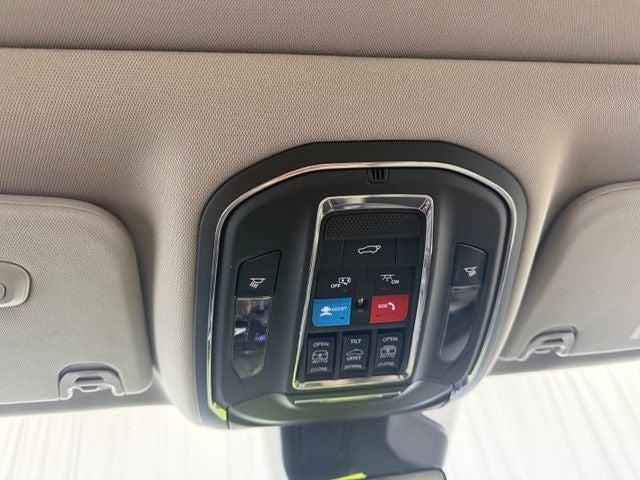 2024 Jeep Wagoneer L Series III