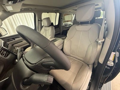 2024 Jeep Wagoneer L Series III