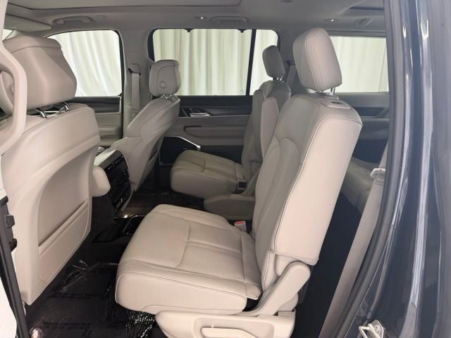 2024 Jeep Wagoneer Series III