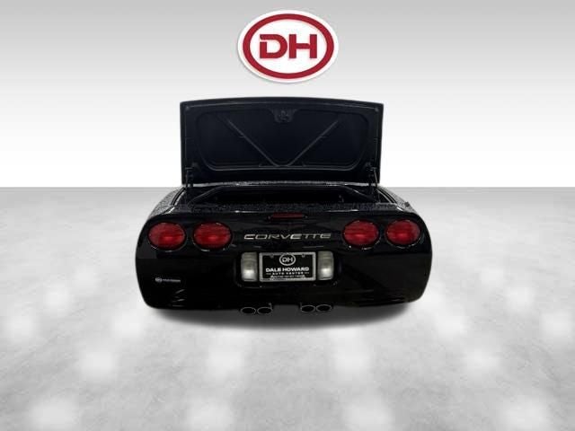 2004 Chevrolet Corvette Base
