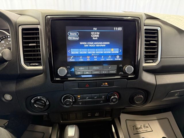 2022 Nissan Frontier SV