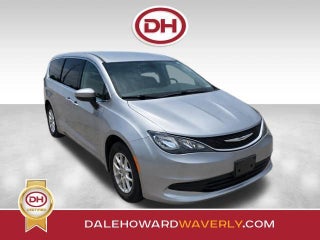 2020 Chrysler Voyager LX