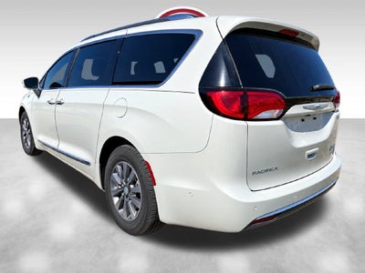 2019 Chrysler Pacifica Hybrid Limited