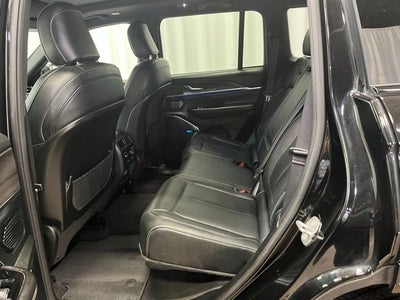 2022 Jeep Grand Cherokee Overland