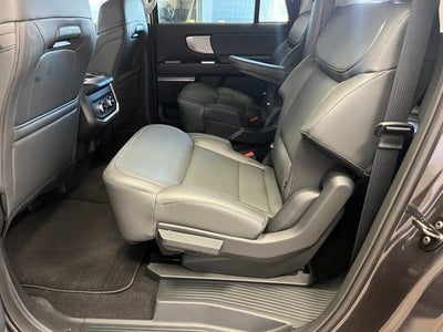 2027 Ford Expedition Max Active