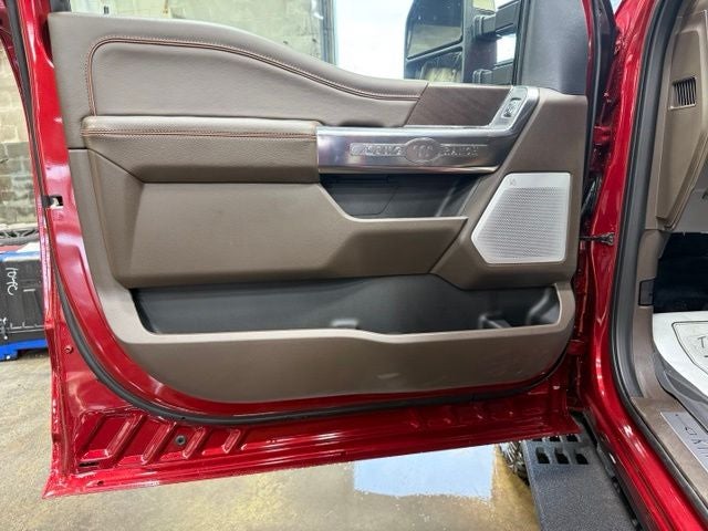 2027 Ford F-350SD King Ranch