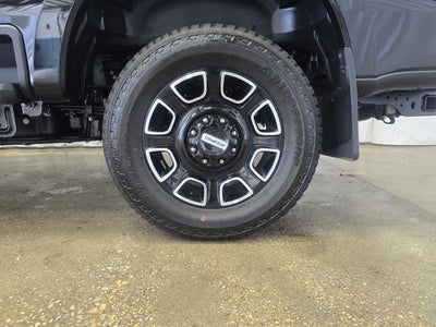 2025 Ford F-350SD Platinum