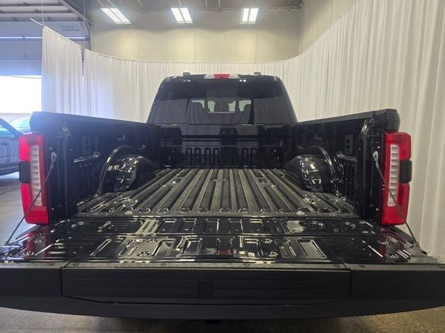 2025 Ford F-350SD Lariat
