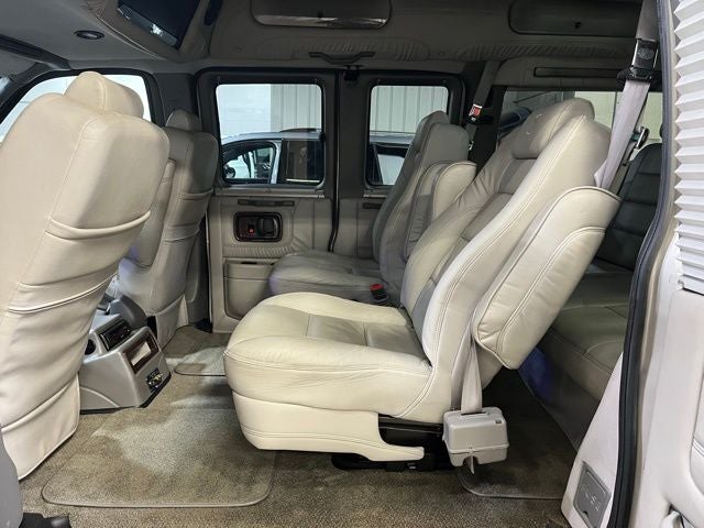 2008 GMC Savana G1500 Explorer 7 Passenger Conversion Van