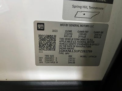 2023 GMC Acadia AT4