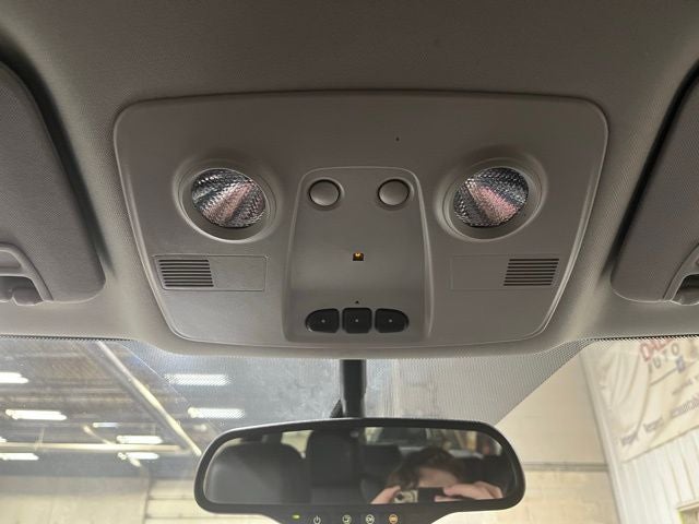 2015 Chevrolet Traverse 2LT 2LT