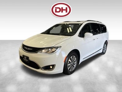 2020 Chrysler Pacifica Touring L Plus