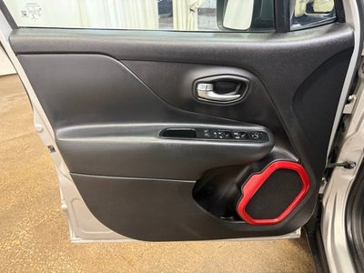 2017 Jeep Renegade Trailhawk